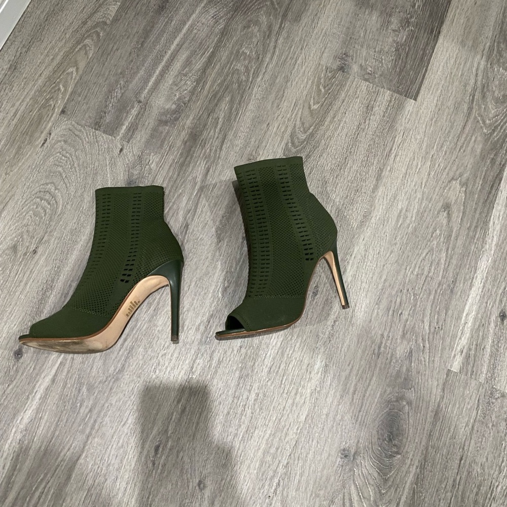 Steve Madden - Picture 6 of 8